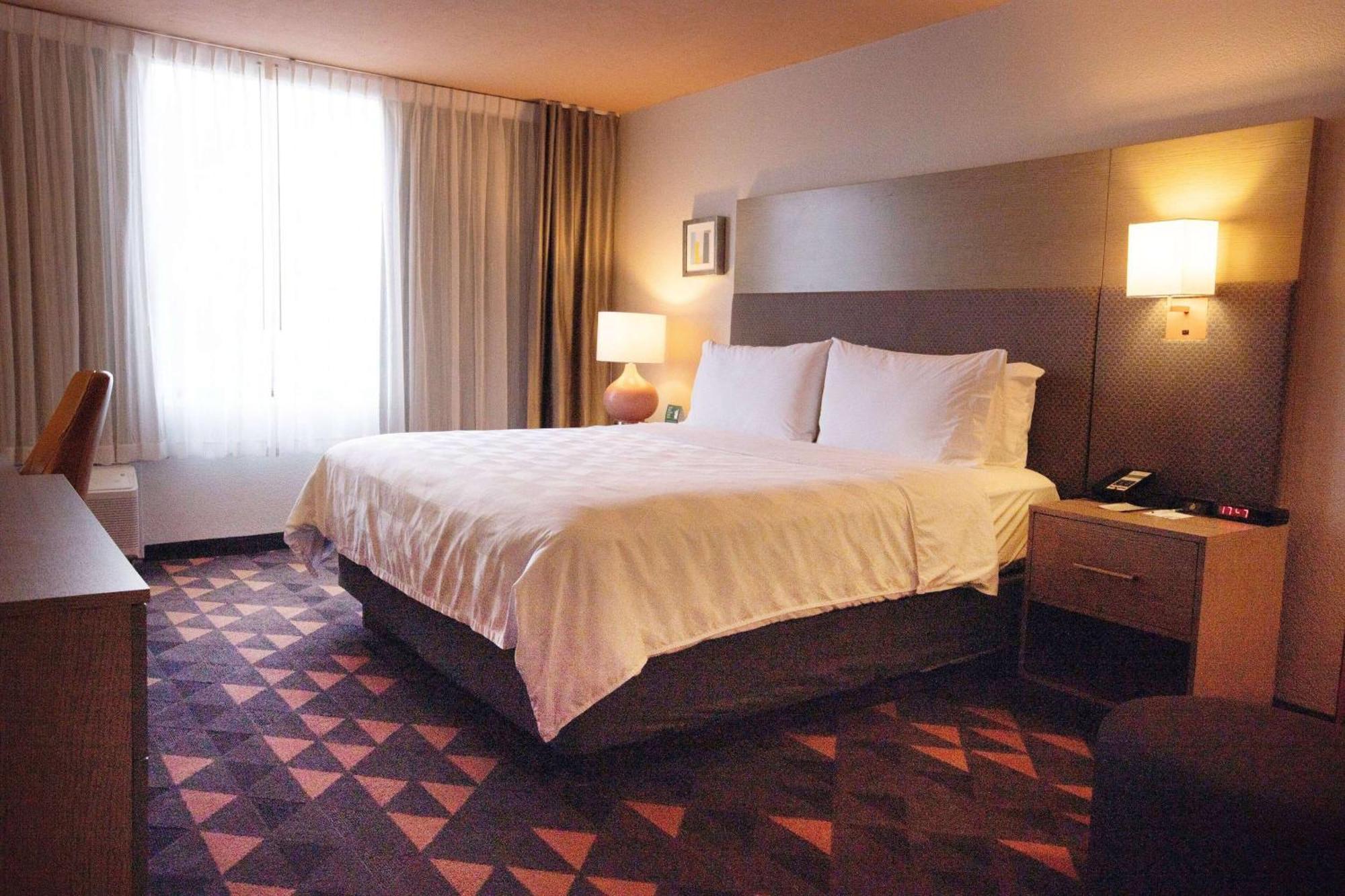 Wyndham Houston Hobby Airport Hotel South Houston Exterior photo